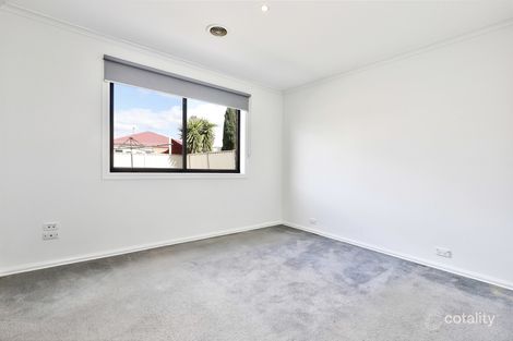 Property photo of 49 Limpopa Square Roxburgh Park VIC 3064