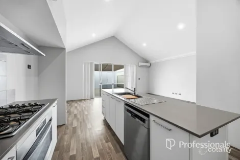 Property photo of 13B Constellation Drive Australind WA 6233