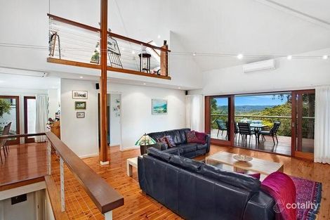 Property photo of 2 Solander Road Avoca Beach NSW 2251