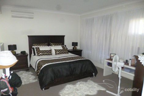 Property photo of 14 Bellbird Drive Bellbird Park QLD 4300