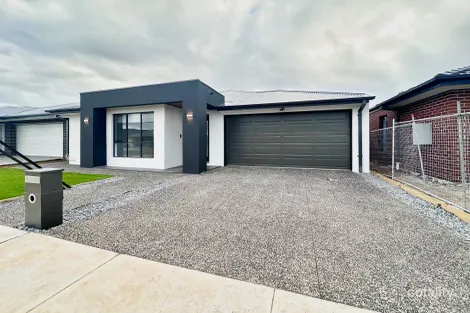 23 RAIMENO RD, WALLAN, VIC 3756