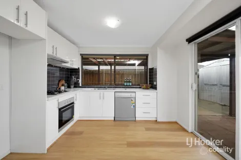 Property photo of 43 Purchas Street Werribee VIC 3030