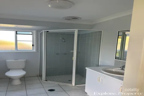 Property photo of 13 Edinburgh Place Beaconsfield QLD 4740