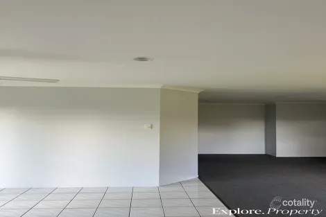 Property photo of 13 Edinburgh Place Beaconsfield QLD 4740