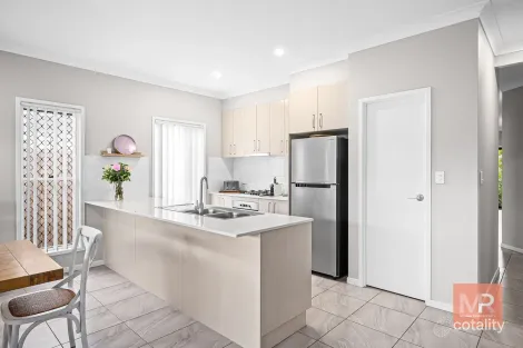 Property photo of 20 Hiddenvale Circuit Yarrabilba QLD 4207