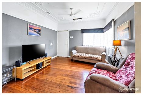 Property photo of 205 Lakes Creek Road Berserker QLD 4701