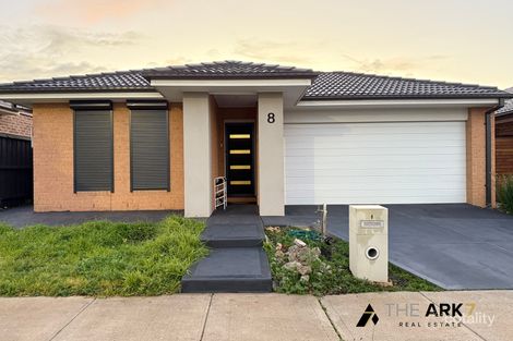 8 Castle Rd, Thornhill Park, VIC 3335