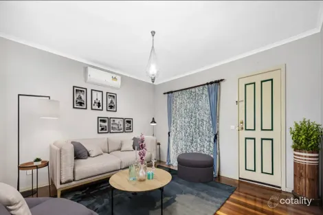 Property photo of 21 Haresta Avenue Dandenong VIC 3175