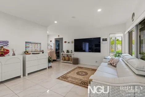Property photo of 45 Cambridge Way Ripley QLD 4306