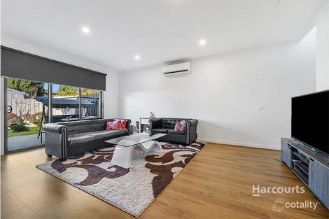 Property photo of 10 Riana Loop Eumemmerring VIC 3177