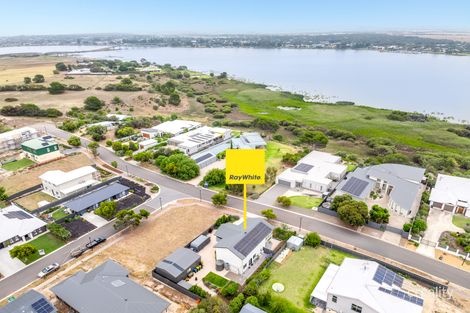 9 Fraser Dr, Hindmarsh Island, SA 5214