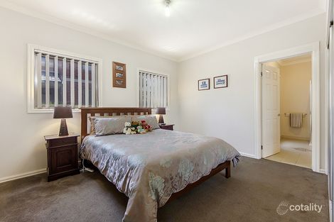 Property photo of 2/10 Millawa Avenue St Albans VIC 3021