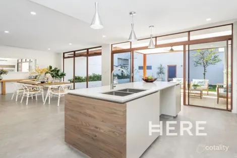 Property photo of 13 Pollen Grove Jolimont WA 6014
