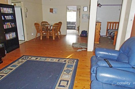 Property photo of 10 Elizabeth Avenue Nowra NSW 2541