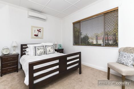 Property photo of 17 Holt Street Warners Bay NSW 2282