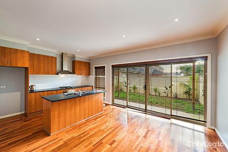 Property photo of 2/74 Rutherglen Crescent Gowanbrae VIC 3043