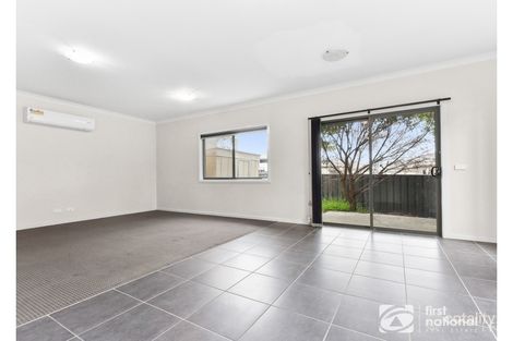 Property photo of 2 Parkhurst Drive Cranbourne East VIC 3977