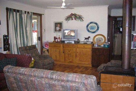Property photo of 5 Trusty Place Dardanup WA 6236