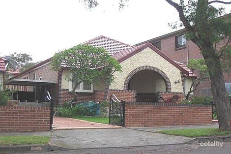 Property photo of 30 Pine Street Marrickville NSW 2204