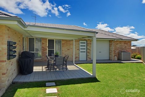 Property photo of 8 Banool Circuit Bomaderry NSW 2541