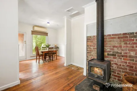 Property photo of 35 Riverside Drive Warburton VIC 3799