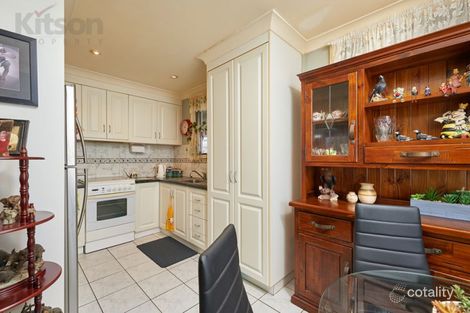 Property photo of 3 Malta Crescent Ashmont NSW 2650