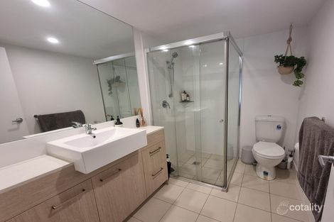 Property photo of 2/33 Loder Street Biggera Waters QLD 4216