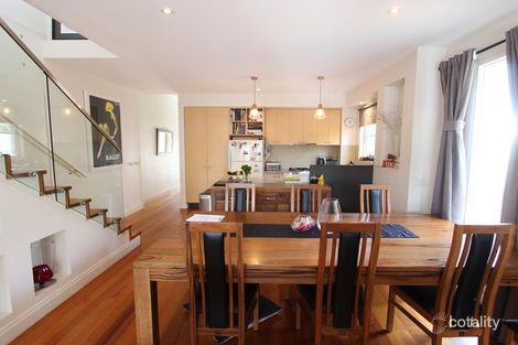 Property photo of 190 Curtain Street Carlton North VIC 3054