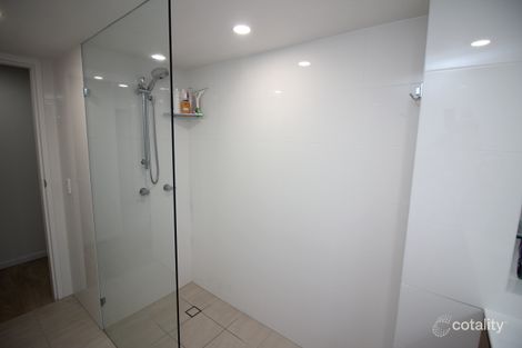 Property photo of 2/111 Frank Street Labrador QLD 4215