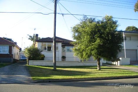 31 Wonoona Pde W, Oatley, NSW 2223