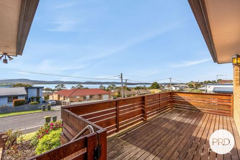 Property photo of 26 Third Avenue Midway Point TAS 7171