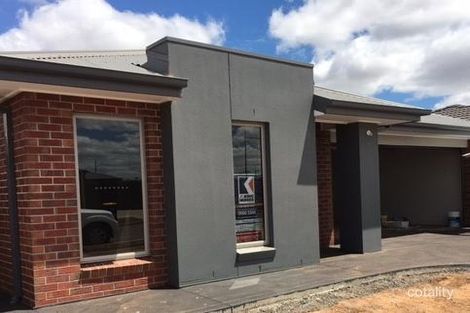 27 Tourmaline Dr, Cobblebank, VIC 3338