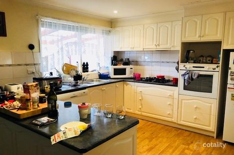 Property photo of 4 Damien Court Watsonia North VIC 3087