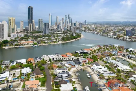 8 Seafarer Ct, Surfers Paradise, QLD 4217