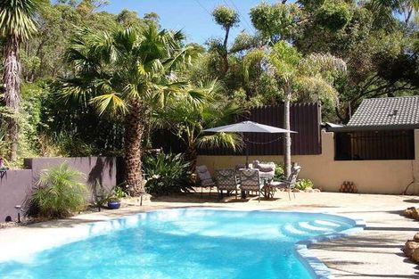 15 Torwood Dr, Gooseberry Hill, WA 6076