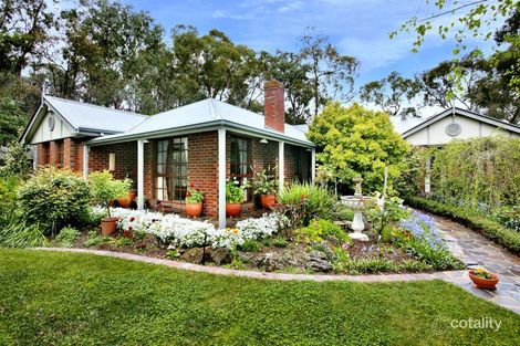 Property photo of 33 Merrill Crescent Warranwood VIC 3134