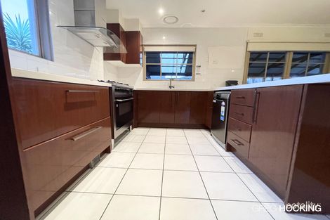 Property photo of 34 Forest Park Road Dingley Village VIC 3172