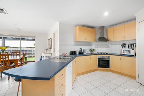Property photo of 14 Bluebell Court Melton West VIC 3337