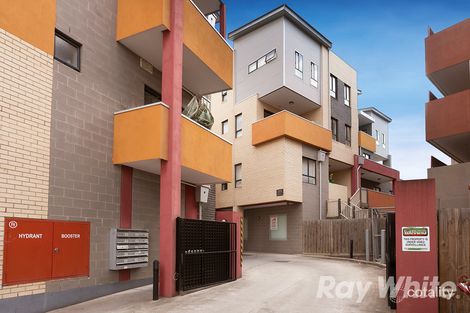 Property photo of 25/3 Wardens Walk Coburg VIC 3058
