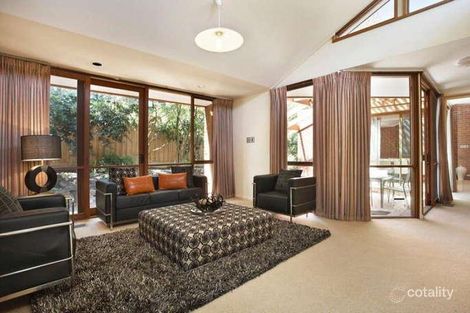 Property photo of 2/65 Glen Iris Road Glen Iris VIC 3146