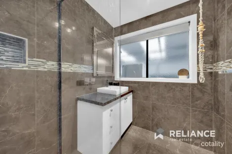 Property photo of 26 Danfield Drive Tarneit VIC 3029