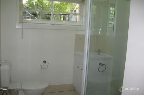 1/6 Nyrang Ave, Palm Beach, QLD 4221