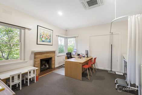 Property photo of 429 Barkers Road Kew VIC 3101