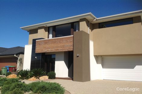 Property photo of 8 Lipizzan Way Clyde North VIC 3978