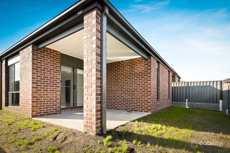 Property photo of 18 Portia Circuit Clyde North VIC 3978