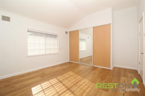 Property photo of 33 Highview Avenue Greenacre NSW 2190