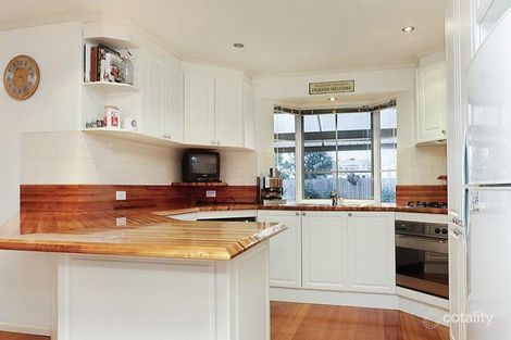 Property photo of 16 Fawkner Crescent Keilor East VIC 3033