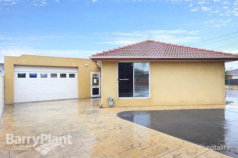 Property photo of 2 Guildford Avenue Springvale VIC 3171