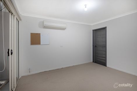 Property photo of 13 Cilmery Crescent Woodford VIC 3281