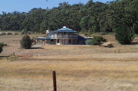 12 Dingup Rd, Dingup, WA 6258